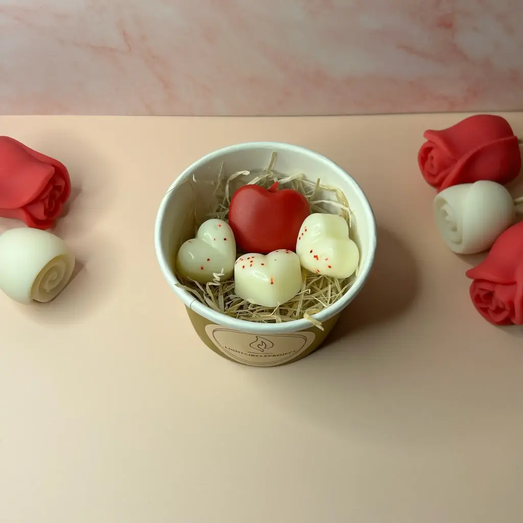 Rouge velours (Pack de 3 fondants - 1 pomme d'amour et 2 petits coeurs)